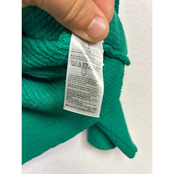 Woman's So Soft Old Navy Green V Neck Sweater - Size Small Casual Cozy - Picture 7 of 10